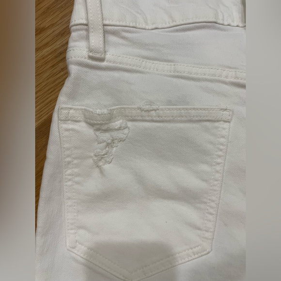 Gap High Rise Ankle Flare Jeans Crisp White destructed raw hem size 2/26 - Picture 6 of 10